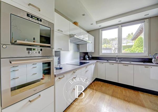 Saint-Nom-la-Bretèche, Maison 4 Chambres -  246 m² à vendre