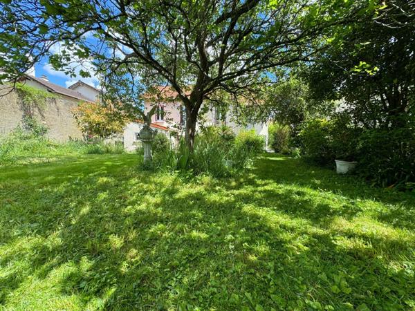 Maison à vendre    5 pièces • 100,38 m2 Aulnay-sous-Bois