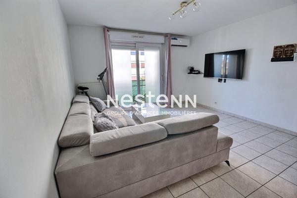 NESTENN#VENISSIEUX#CENTRE VILLE#APPARTEMENT#T3#DUPLEX#TRAVERSANT#PROCHE COMMERCES#TRAMWAY#BUS#AXES ROUTIERS