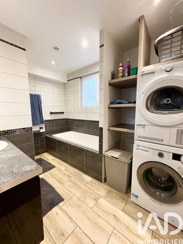 Appartement à vendre 4 pièces 75 m² Pont-Sainte-Marie