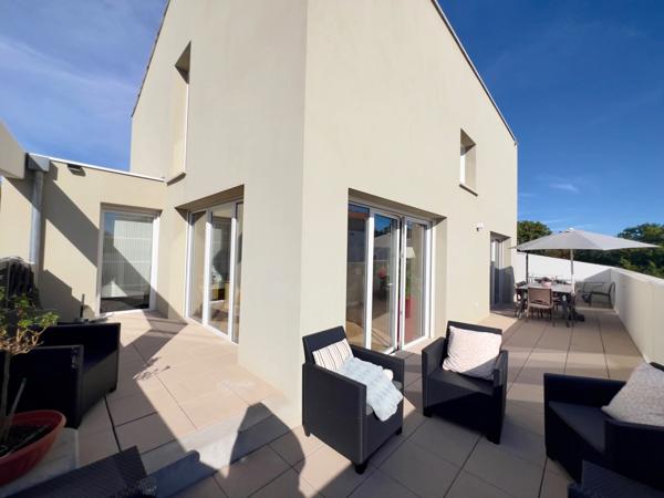 L’élégance du calme et la douceur de vivre – votre futur duplex vous attend