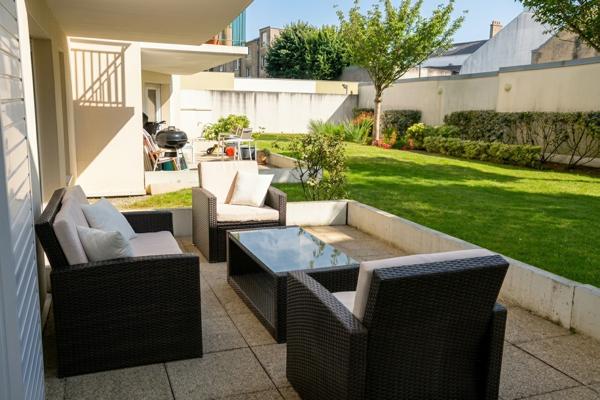 Appartement
         3 pièces
        - 69 m² 264 900 € *