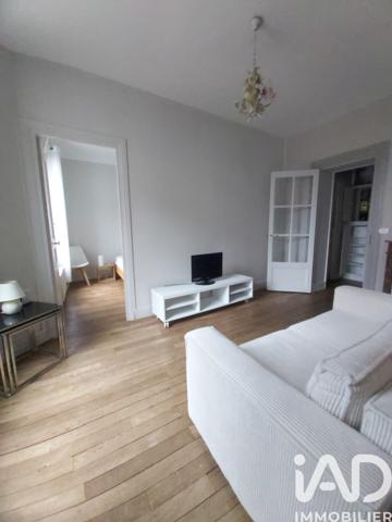 Location appartement 2 pièces 37 m² Fontainebleau