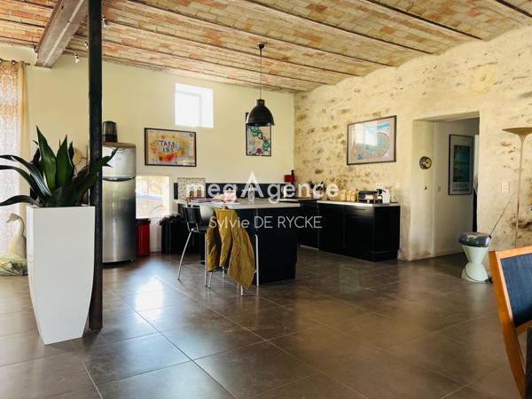 Maison à Villethierry, 89140 - 5 pièces 257m²