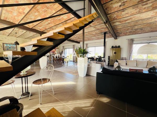 Maison à Villethierry, 89140 - 5 pièces 257m²