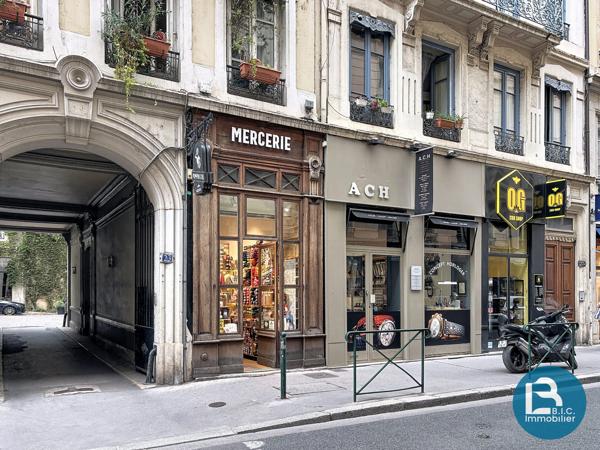 LYON 2-RUE DES REMPARTS D'AINAY
