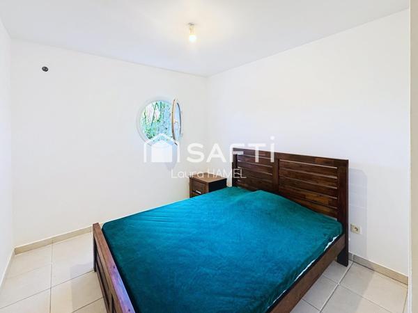 Appartement T3 traversant avec son jardin, vue mer.