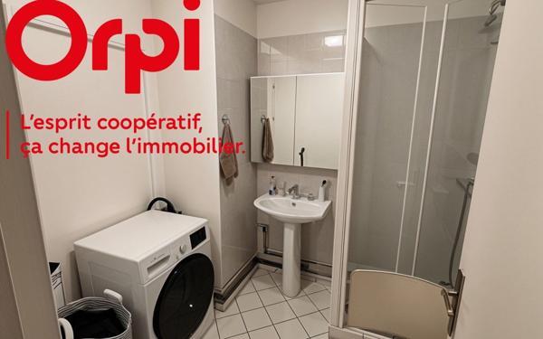 Appartement à vendre    3 pièces • 53 m2 Bron