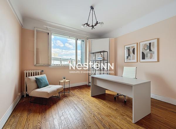 ISSY LES MOULINEAUX - Maison 9 pièces avec 5 chambres jardin piscine