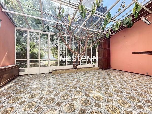 ISSY LES MOULINEAUX - Maison 9 pièces avec 5 chambres jardin piscine