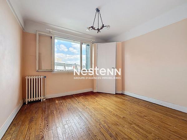 ISSY LES MOULINEAUX - Maison 9 pièces avec 5 chambres jardin piscine