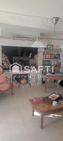 Très belle longère rénovée avec goût . Vous vous retrouvez dans un coin tranquille ou passez de bonnes vacances et puisez votre energie