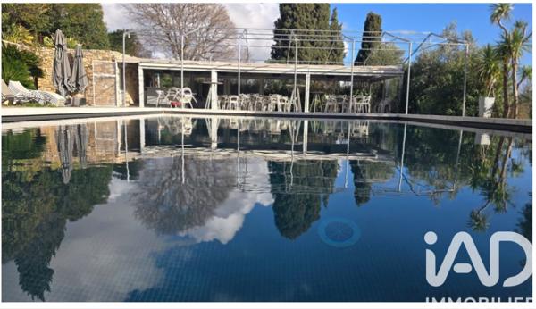 Maison à vendre 14 pièces 800 m² Ollioules