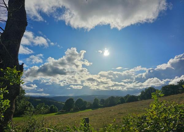 Terrain constructible 1669 m² Val D'Arcomie (15320)