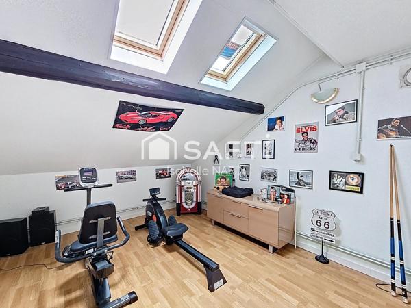 Maison individuelle rénovée avec piscine, coup de cœur assuré !