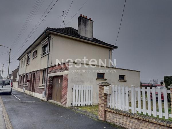 Maison à vendre à TERGNIER (02700) QUESSY - 2 CHAMBRES - 77 M² - TERRAIN 500 m² - GARAGE