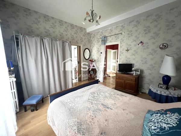 Ravissante maison de village avec garage et terrain attenant