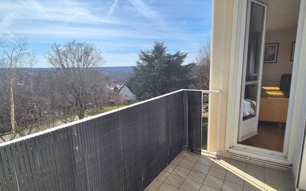 Appartement à vendre    3 pièces • 69,70 m2 Yerres