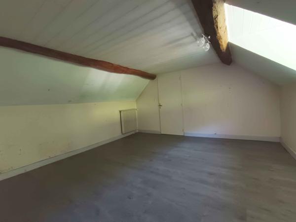 Aisey-sur-Seine (21400) Jolie maison bourguignonne 3 chambres avec terrain 14 000 m² 21400 AISEY-SUR-SEINE