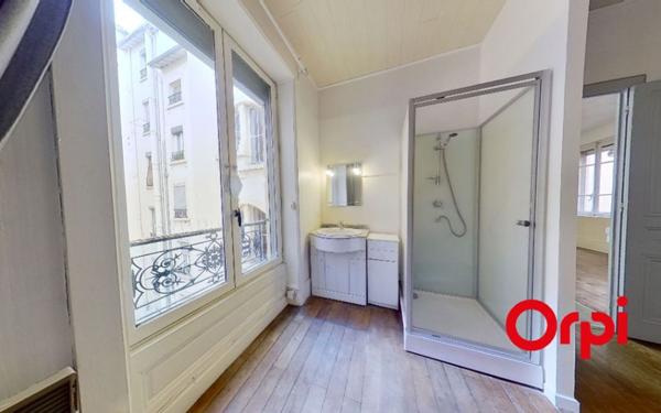 Appartement à louer    2 pièces • 47 m2 Lyon 9