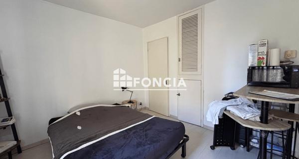 À vendre Studio 20.79 m² - Pau 64000