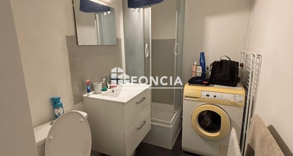 À vendre Studio 20.79 m² - Pau 64000