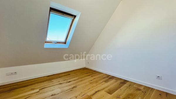 Quimper (29) - Maison centre ville de 75,21 m² habitable - 124 m² utiles - Terrasse - Double garage.