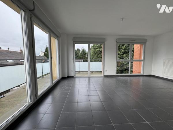 Studio avec balcon et parking Saint Saulve proche Valenciennes 