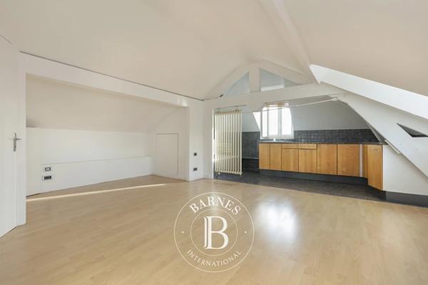Le Mesnil-le-Roi, Maison 3 Chambres -  197 m² à vendre
