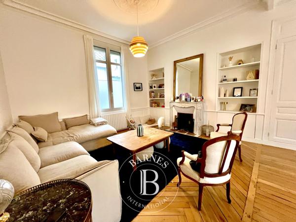 Tours, Maison de ville 6 Chambres  à vendre