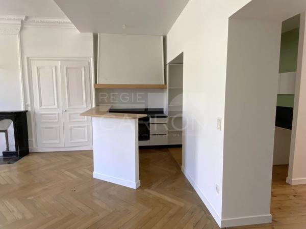 APPARTEMENT T2 A LOUER - ST ETIENNE - 90.77 m 2 - 642 € charges comprises par mois