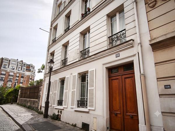 EXCLUSIVITE - Coeur Montmartre - Rare - 2 Pièces Rénové