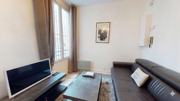 EXCLUSIVITE - Coeur Montmartre - Rare - 2 Pièces Rénové