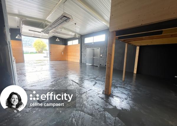 Local Commercial 2 pièces - 200 m²