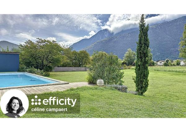 Local Commercial 2 pièces - 200 m²