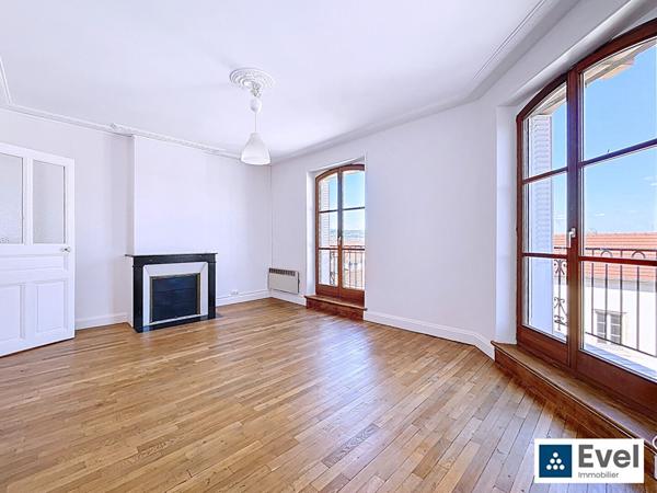 T3 en dernier étage avec balcons à NANCY + Cave et mansarde