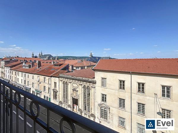 T3 en dernier étage avec balcons à NANCY + Cave et mansarde