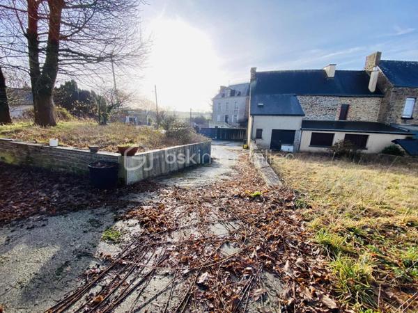 Maison en pierre de 1 638 m²