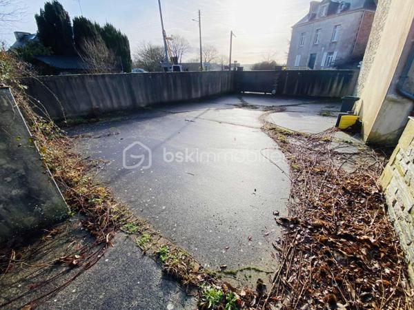 Maison en pierre de 1 638 m²