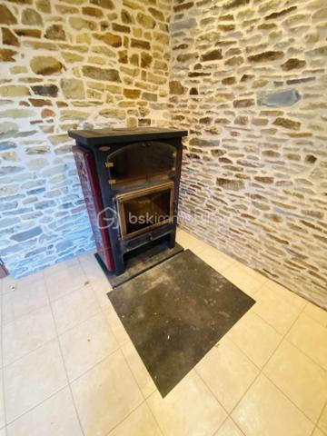 Maison en pierre de 1 638 m²