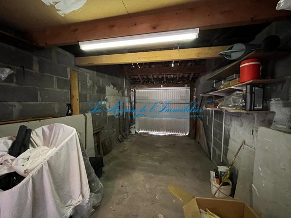 Méjannes le Clap appartement type F4 avec garage et cour intérieure