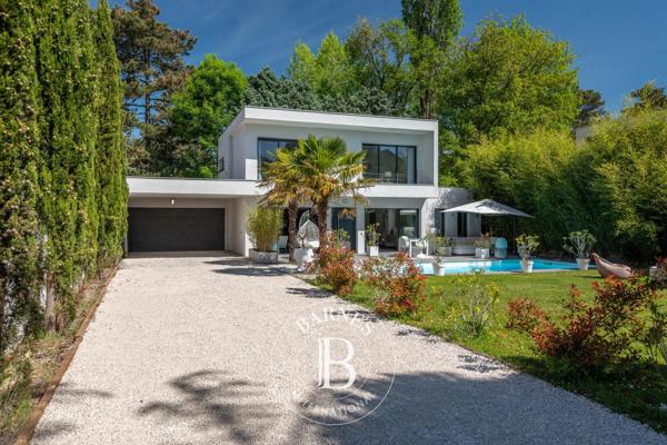 Charbonnières-les-Bains, Maison 4 Chambres -  141 m² à vendre
