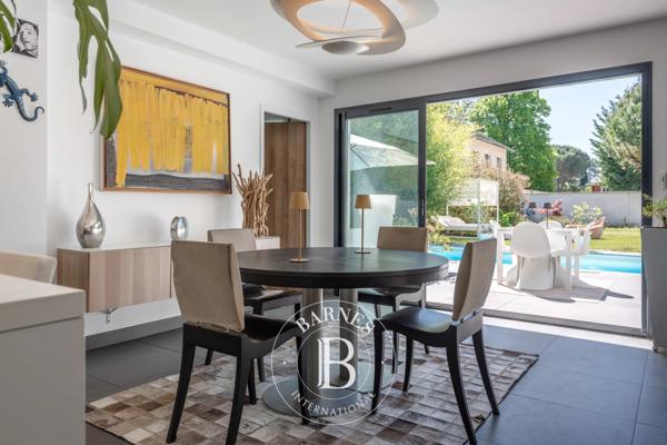 Charbonnières-les-Bains, Maison 4 Chambres -  141 m² à vendre