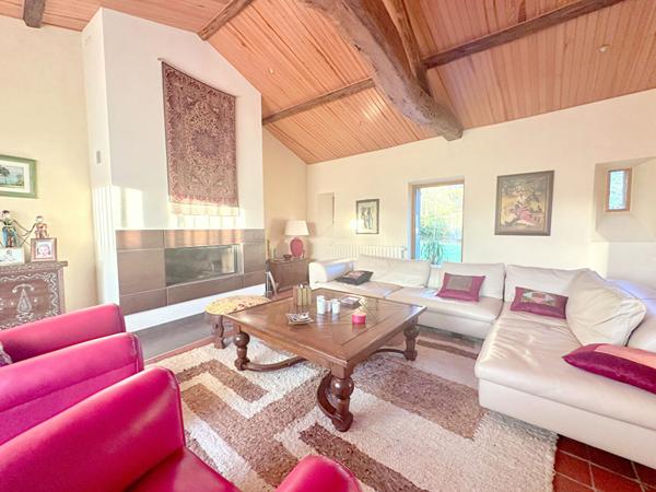 Maison Saint Julien De Concelles 7 pièce(s) 251 m²