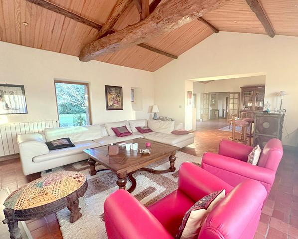 Maison Saint Julien De Concelles 7 pièce(s) 251 m²