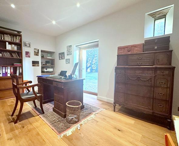 Maison Saint Julien De Concelles 7 pièce(s) 251 m²