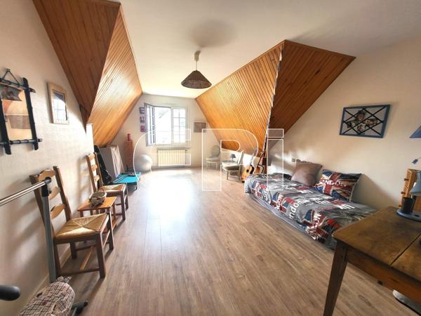 Brézé Maison contemporaine Ajouter à ma sélection Référence : 1054