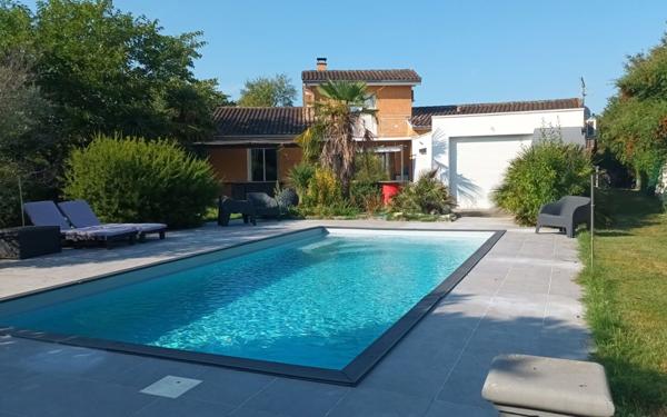 Maison à vendre    4 pièces • 207 m2 Montauban
