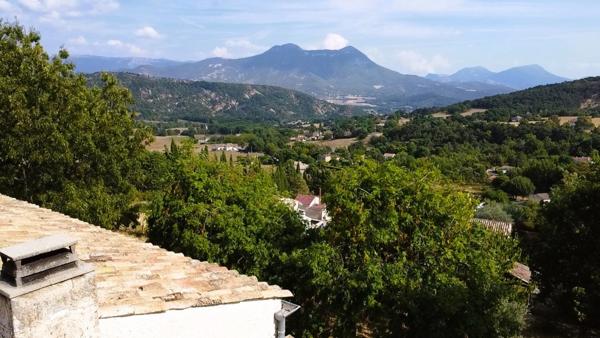 🏡 Maison à vendre à Champtercier – Grande villa familiale 5 pièces avec vue panoramique sur le Cousson !