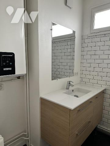 MT ST AIGNAN. F3 rénové + cave